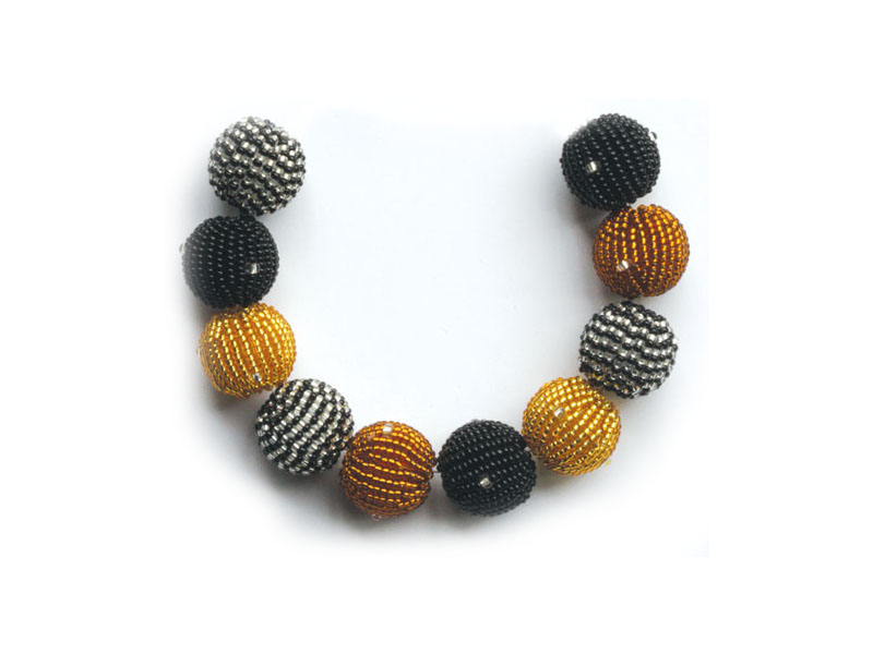 Black, amber and black, transparent mix Black, amber and black, transparent mix