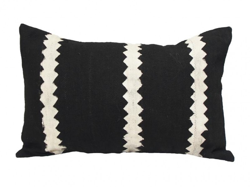 lumbar-black-white-triangles lumbar-black-white-triangles