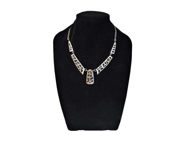 Silver Giraffe Print Necklace With Elephant Hair Silver Giraffe Print Necklace With Elephant Hair